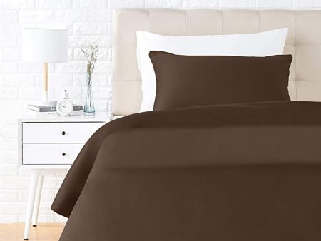 Amazon Basics - Juego de ropa de cama con funda de edredón, de satén, 135 x 200 cm   50 x 80 cm x 1, Marrón For Sale