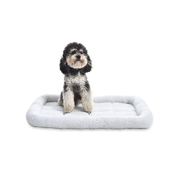 Amazon Basics - Cama acolchada con rebordes para mascotas: 73, 6 x 48, 2 cm on Sale